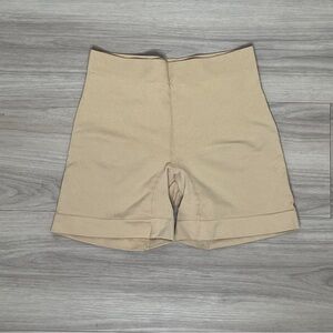 George Tan Bike Shorts High-Waisted Stretch